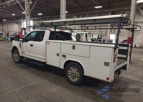 2018 Ford F-350 Chassis Xlt from USA, damaged, VIN 1FD7X3ET3JEB42910